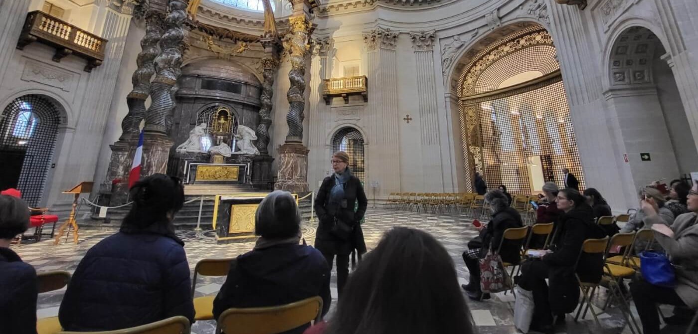 Photo de couverture de de la page Profession de guide Conférencier